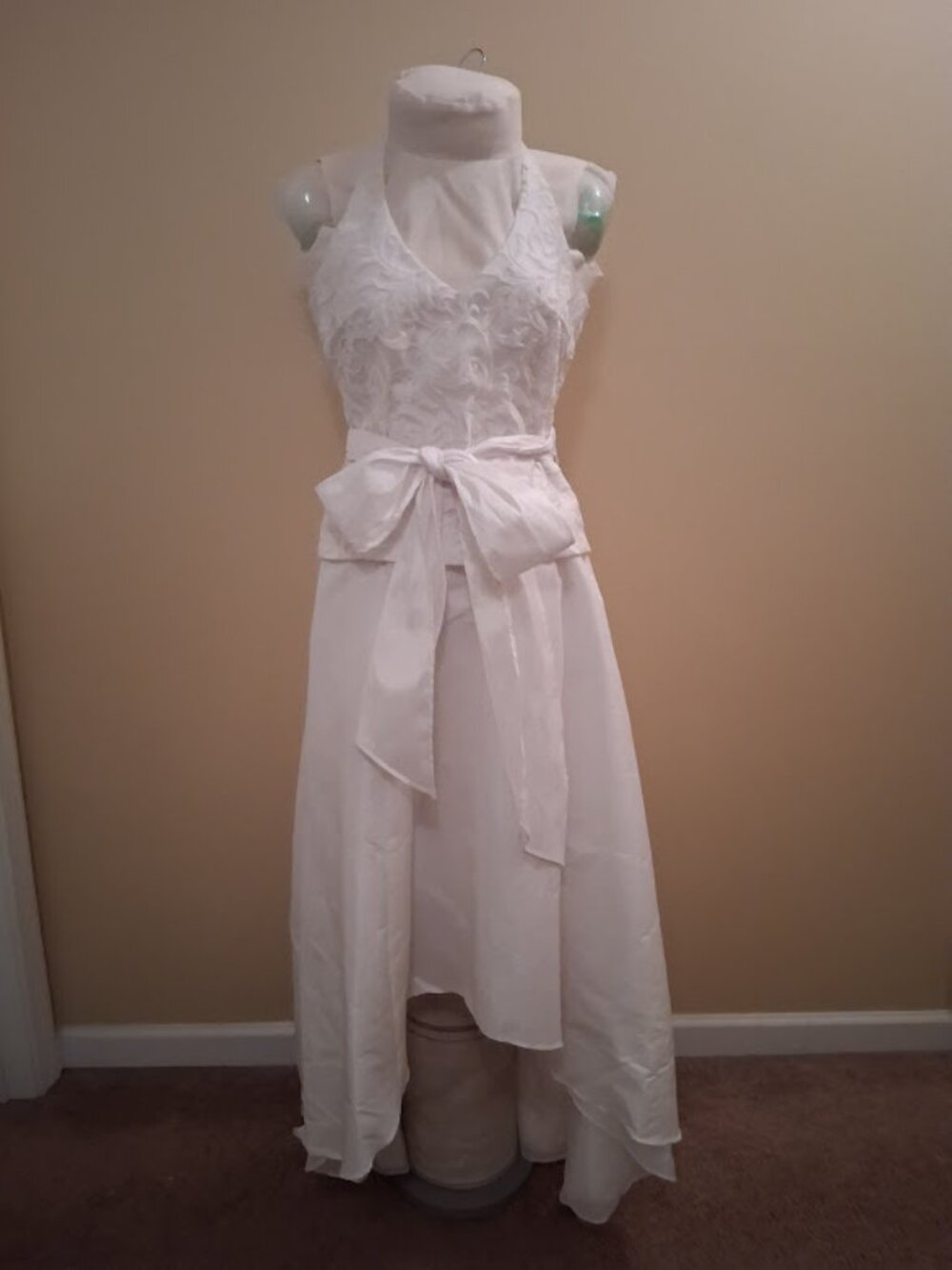 Blu Sage White Halter Style Party Dress Size 8  Embroidered Top High Low Length